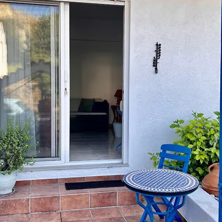 Blue 2 Apartment